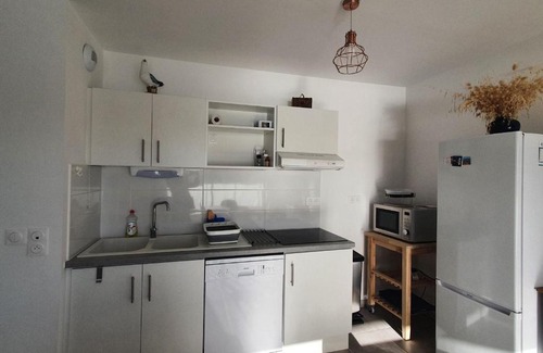Sete Apartment | Élégant T3 avec terrasse, parking et proche plages à Sète - 3 étoiles - FR-1-338-381