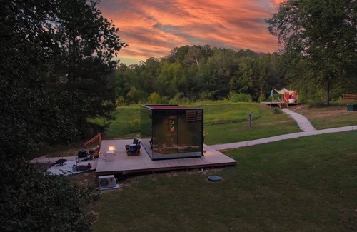 Coldspring House | ÖÖD Texas Mirror House (Houston)