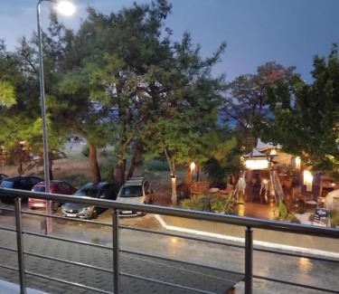 Megalos Prinos Apartment | ΘωΜΑΙΣ