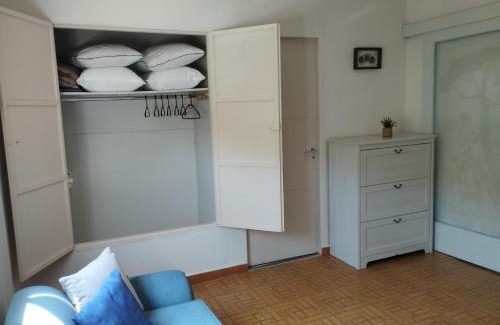 Salamis House | παραδοσιακό και ήρεμο καταλυμα