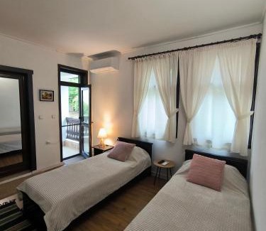 Zlatograd House | Андреева къща