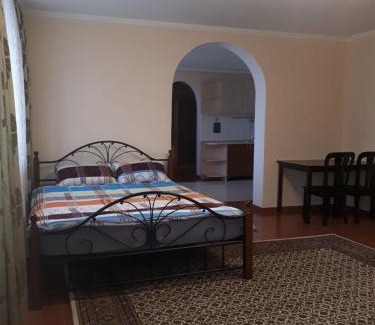 Odessa Apartment | Апартаменти 100 кв.м на Шота Руставелі