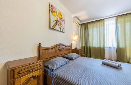 Besarabka Apartment | Апартаменти 2-кімнатні в центрі, м. Палац Спорту