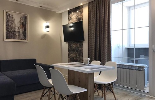 Patrusheva Apartment | Апартаменты у Кристалла на Менделеева