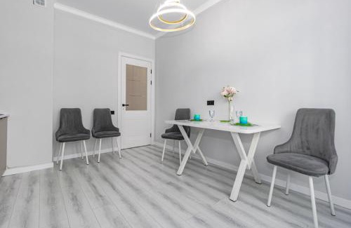 Nur-Sultan Apartment | Бирюзовая красотка