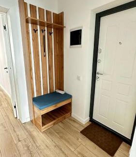 Almaty Apartment | Городской поцелуй