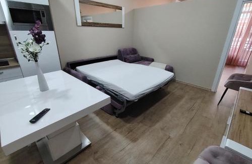 Burgas Apartment | Дени Хоум Бургас