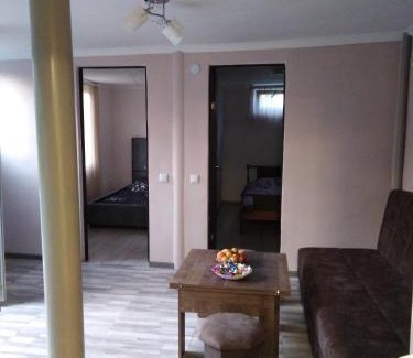 Dilijan House | Дом на улице Овсепяна 7