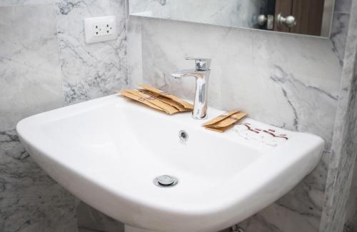 Nai Harn Apartment | Квартира вид на бассейн NBC S402 by IBG Property
