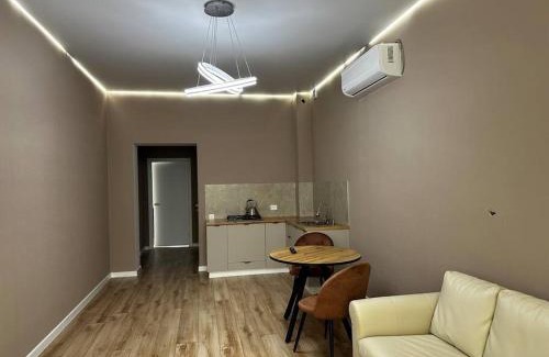 Uralsk Apartment | Квартира новая , 2 комн Исаева 71