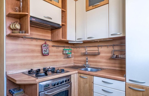 Dekabristov Island Apartment | Квартира у метро Приморская