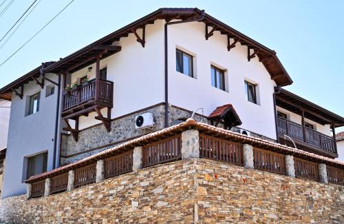 Dobrinishte House | КЪЩА ЗА ГОСТИ ГРОШЪ