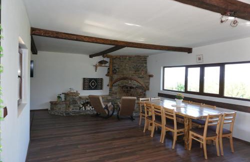 Balkan Mountains Villa | Къща за гости "Касапите"
