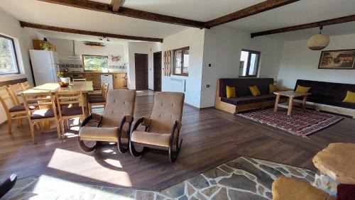 Balkan Mountains Villa | Къща за гости "Касапите"