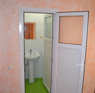 Molodizhne Hotel | мини-отель VERAVILLA