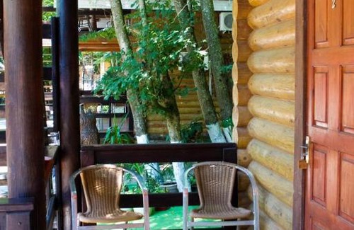 Goryachiy Klyuch House | Поместье Холодный Ручей