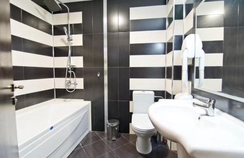Haskovo Hotel | семеен ХОТЕЛ РОМАНТИКА