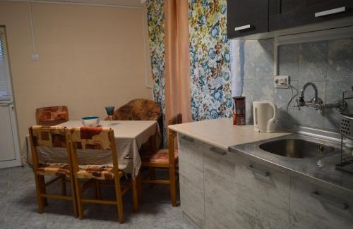 Veliko Tarnovo House | Стаи за гости VIVIA