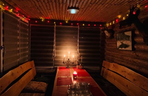 Vishnevka House | Три богатыря