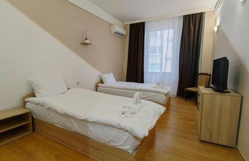 Vratsa Hotel | Хотел Приятели