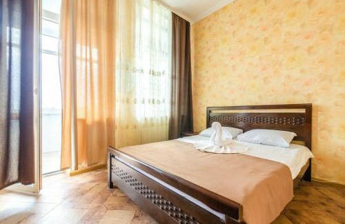 Besarabka Apartment | Шикарная видовая 2-комнатная квартира в Центре Киева