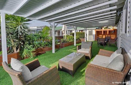 Hazon Bed & Breakfast | אחוזת ציון - 6 בקתות מהממות עם בריכה במתחם