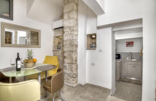 Safed Old City Villa | אצולת הכיכר a