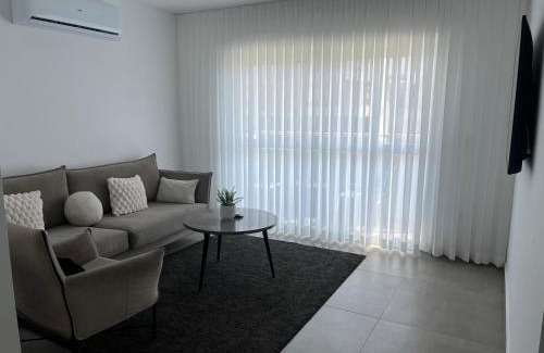 Rishon LeTsiyon Apartment | דירה בוטיק יפה ושקטה בראשון לציון מערב