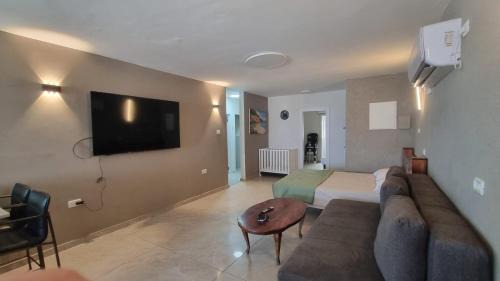 Tiberias Apartment | דירת נופש לב ים