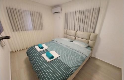 Ashkelon Apartment | נגיעה של שמש