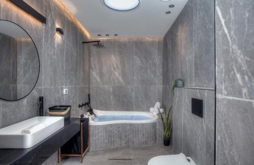 Safed Old City Apartment | פאר - סוויטת יוקרה משפחתית בעתיקה Pe'er - Luxury Family Suite in the Old City