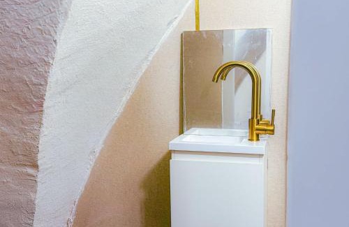 Jerusalem Apartment | רוגע בירושלים