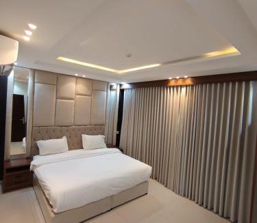 Al Aziziyah Apartment | ايفان للشقق المخدومة العزيزية