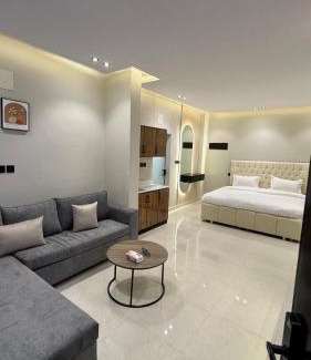 Ghirnatah Apartment | جلسة جانبية وسرير ماستر