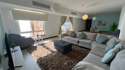 Bay La Sun Apartment | ريفان بيتش ثلاث غرف عوائل واعمال
