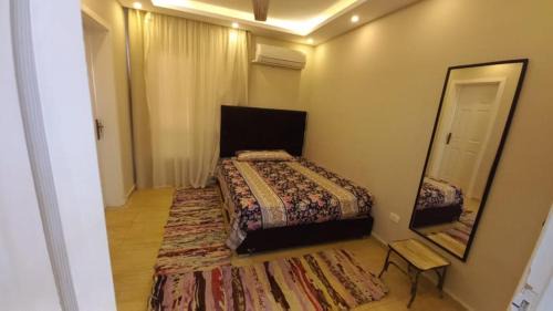 Al-Matariyah Apartment | شالية غرفتين و رسيبشن و حمامين قرية بولمار بعد بورتو السخنه طريق الزعفرانه
