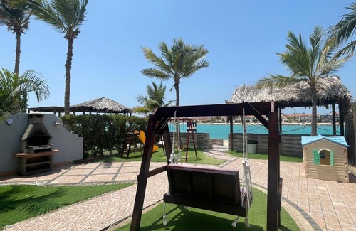 Jeddah Ski Chalet | شاليه في دورة العروس الشاطئ الذهبي