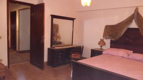 Heliopolis Apartment | شقة فندقيةتتمتع بالخصوصية موقع مركزى قريبة من المطار ومصر الجديدة