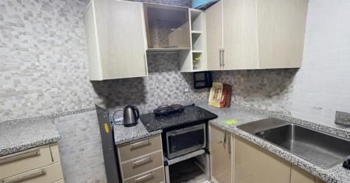 Al-Basatin Apartment | شقة مفروشة في وان قطامية
