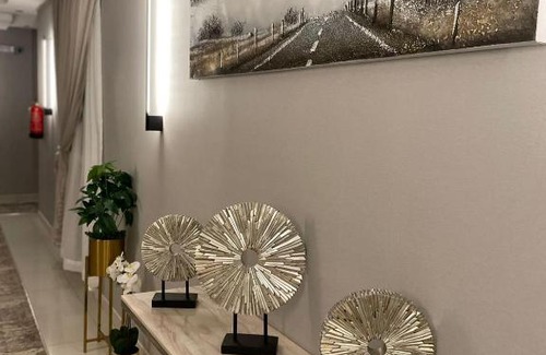 Al Hamra Apartment | شقق البندقية للوحدات الفندقية ALBUNDUQI HOTEl