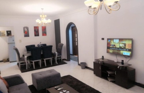 Nasr City Apartment | شقه مفروشه فندقيه فاخره 150متر مكيفه ومعقمه مكرم عبيد