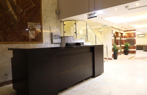 Al Aziziyah Hotel | فندق أبعاد النور مكة العزيزية