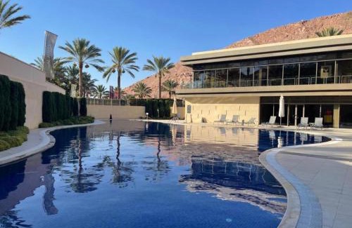 Aqaba Apartment | قرية الراحة باطلالة بحرية Alraha village sea view