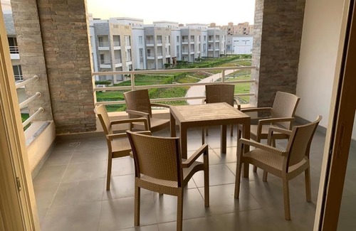 New Cairo Ski Chalet | قرية امواج ‏بالساحل الشمالي