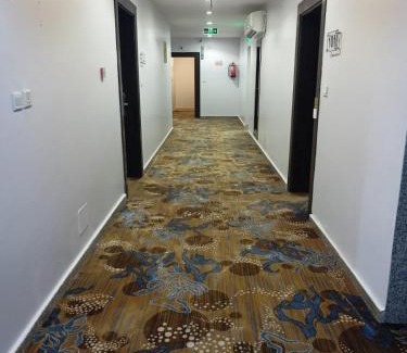 Al Faisaliyah Hotel | كروان لـلشـقق المخدومه حي الفيصلية التحليه Carawan Serviced Apartment ALFAISLIYA Altahliya