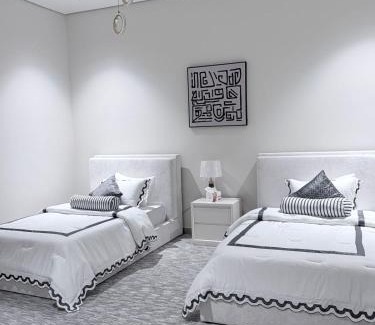 Al Wudayy Ski Chalet | منتجع دارك