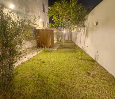 Rayyis Apartment | نسيم لافا