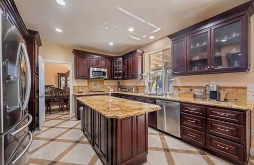 Agua Dulce Villa | ৎ୭The safty paradiseৎ୭H/w Pool Jacuzzi, 4 bedrooms