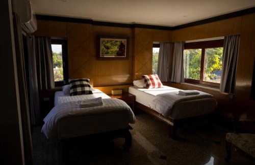 Nakhon Si Thammarat House | จงเจริญเฮ้าส์ Jongcharoen's house