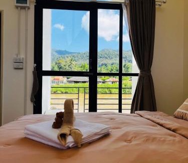 Mae Ai Villa | ณิชาวิลล่า ริเวอร์ฟร้อนท์ บ้านท่าตอน Nicha Villa Riverfront BanThaton